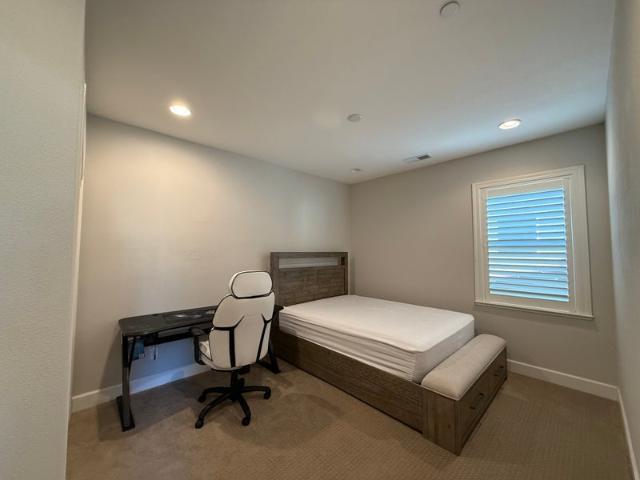 Room for rent in Sacramento, California