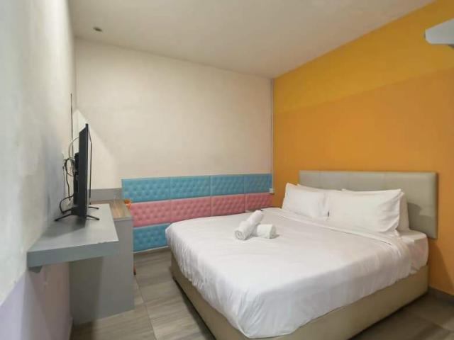 Room for rent in Country Heights Damansara, Kuala Lumpur