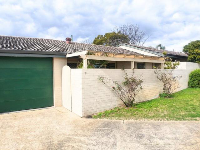 Apartment for sale in Thornlie, Western Australia