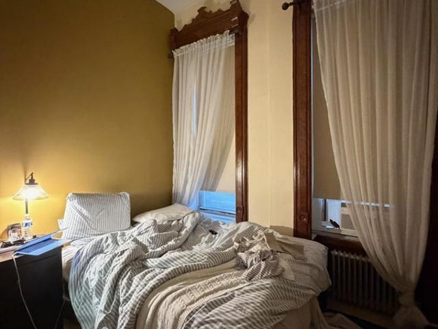 Room for rent in Arverne, New York