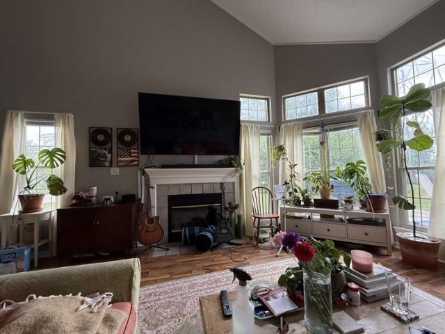 Room for rent in Glendale Heights, Indianapolis