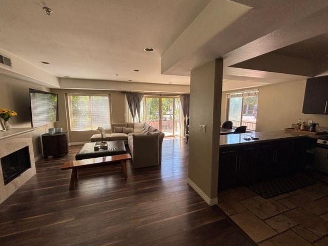 Room for rent in Canoga Park, California