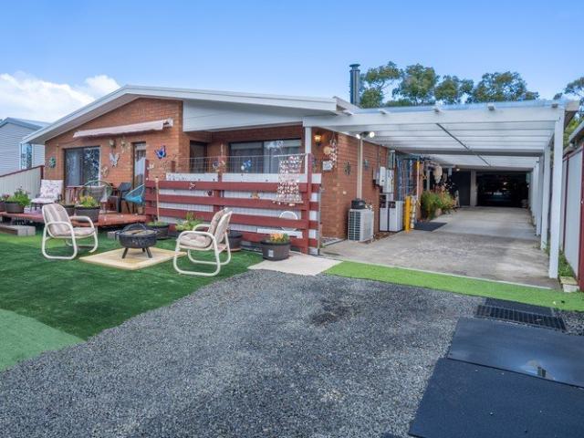 House for sale in Loch Sport, Victoria