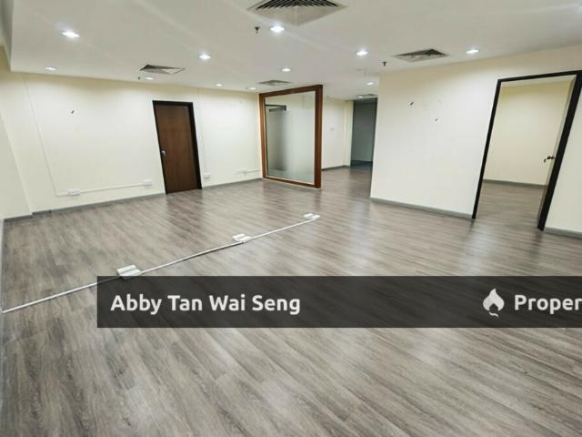 Office for rent in Api-Api Center, Bahagian Pantai Barat