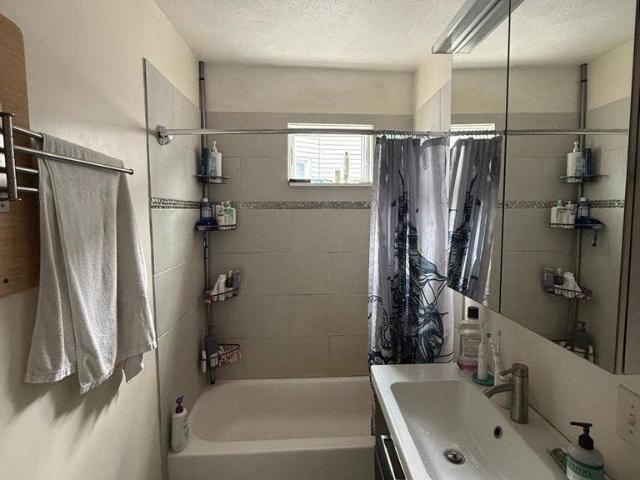 Room for rent in Somerville, Massachusetts