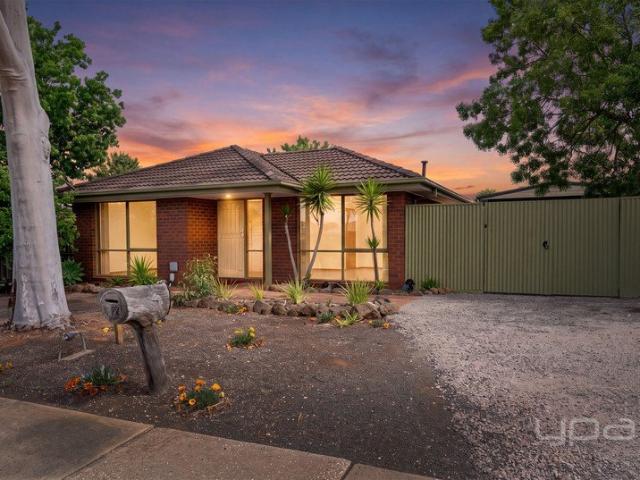 House for sale in Kurunjang, Melbourne