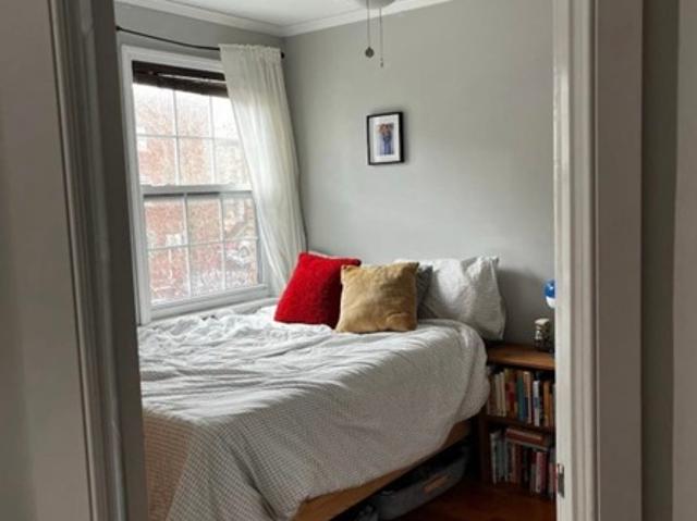 Room for rent in Arverne, New York