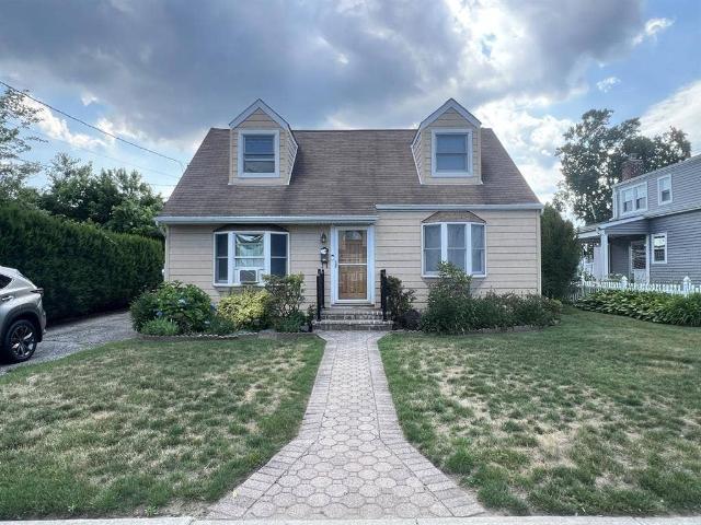 Room for rent in Nassau, New York