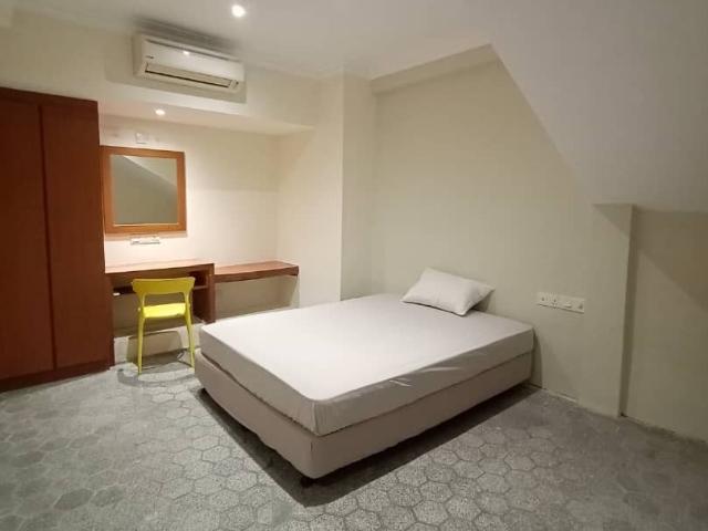 Room for rent in Country Heights Damansara, Kuala Lumpur