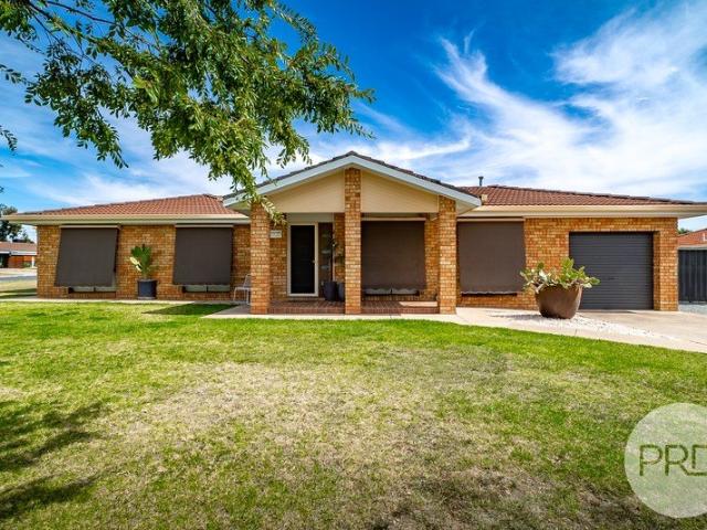House for sale in Glenfield Park, Wagga Wagga City Council