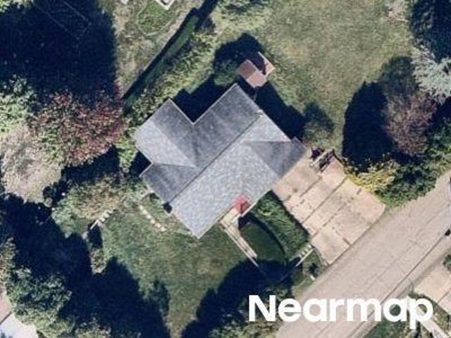 House for sale in Oakdale