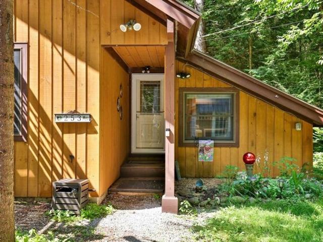 House for sale in Pittsfield, Vermont