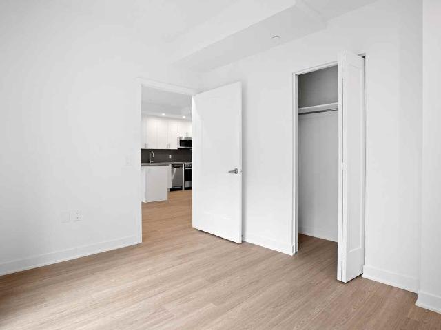 Apartment for rent in Somerset, Ottawa