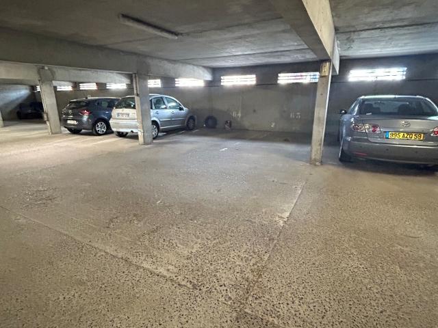 Garage vente à Lille, Loos