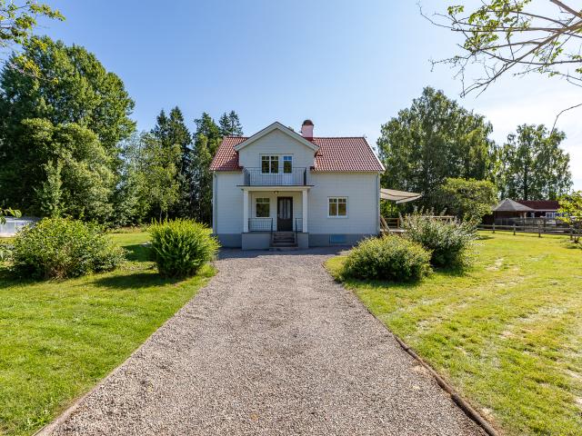 Villa till salu i Rottne, Kronoberg