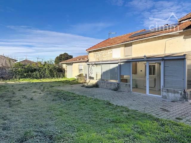 Maison vente à Carpentras, Pernes-les-fontaines