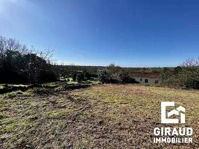 Terrain vente à Fontenay-le-Comte, L'orbrie