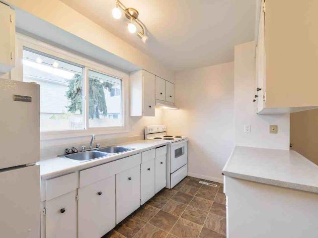 House for rent in Wedgewood, Alberta