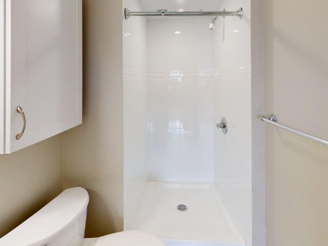 Apartment for rent in Mulhurst Bay, Ontario