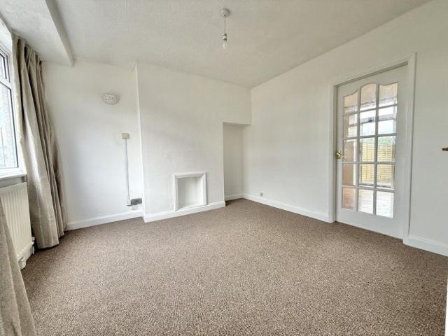 House for rent in Stoke Hill, West Midlands