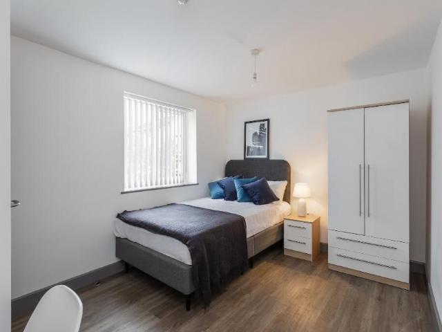 Room for rent in Birkenhead, Wirral