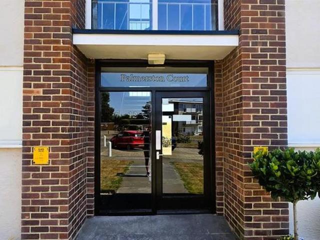 Apartment for rent in Lower Walmer, Ash