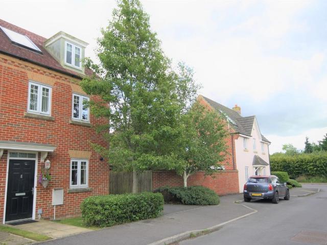 House for rent in Alexandra Park, North Wroughton