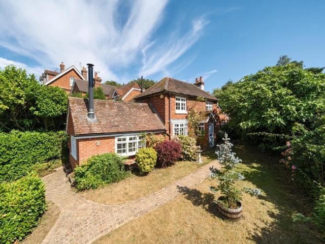 House for rent in Fole, Surrey