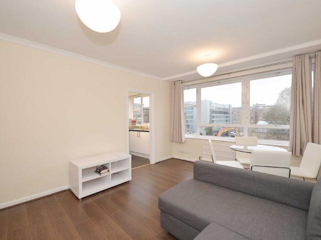 Apartment for rent in St. John's Wood, Greater London