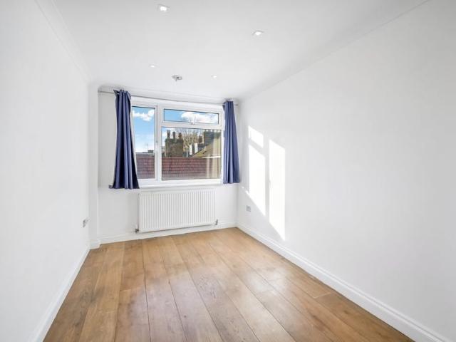 Apartment for rent in Cat Hill, Isle Of Man