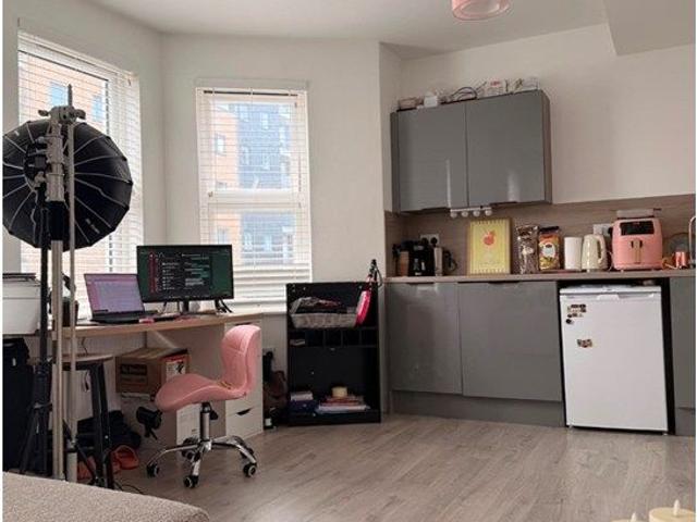 Studio for rent in Hornsey, Greater London