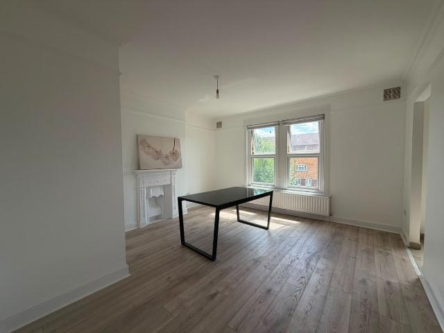 Apartment for rent in Hornsey, Greater London