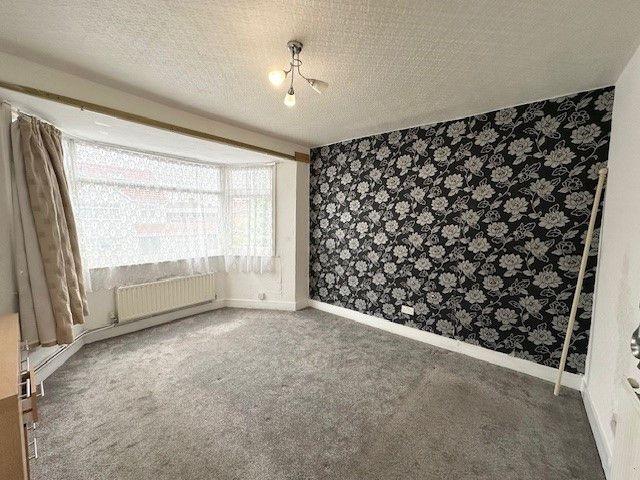 House for rent in Queensbury, Greater London