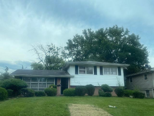 House for sale in Country Club Hills, Illinois