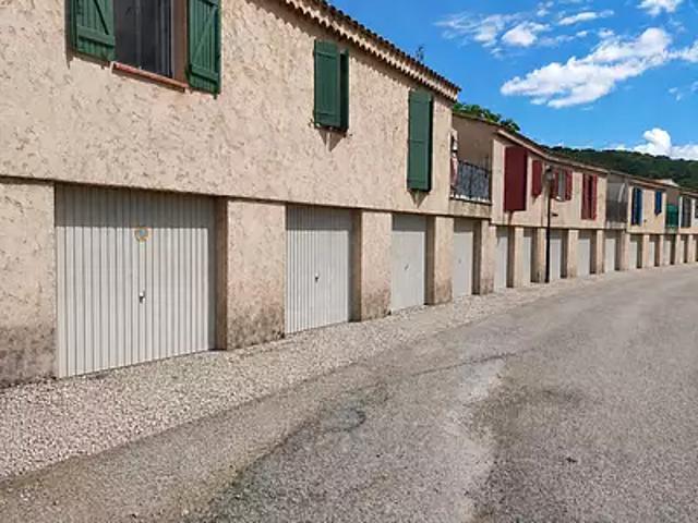 Garage location à Lorgues, Var