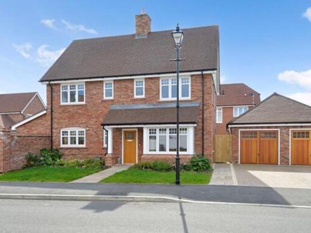 House for sale in Leighwood Fields, Waverley