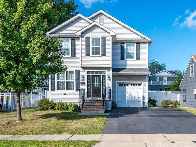 House for sale in Edison, New Jersey