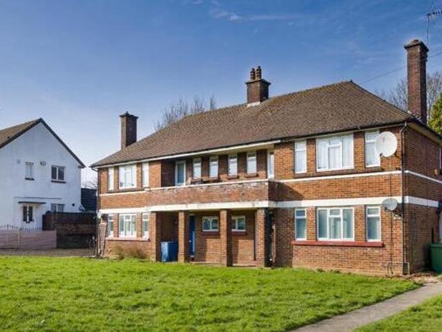 House for sale in Beecroft, Dunstable