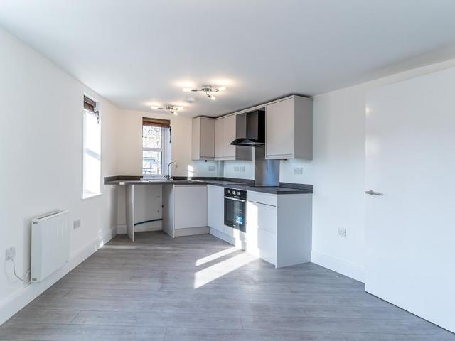 House for rent in Beecroft, Dunstable