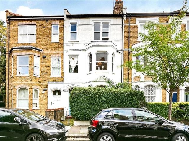 Apartment for rent in Brook Green, Greater London