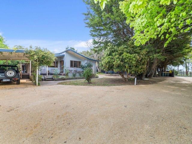 House for rent in Deans Marsh, Victoria