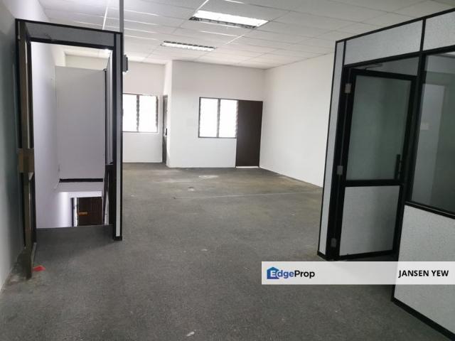 Shop for rent in George Town, Georgetown