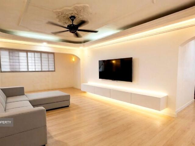 Detached House for sale