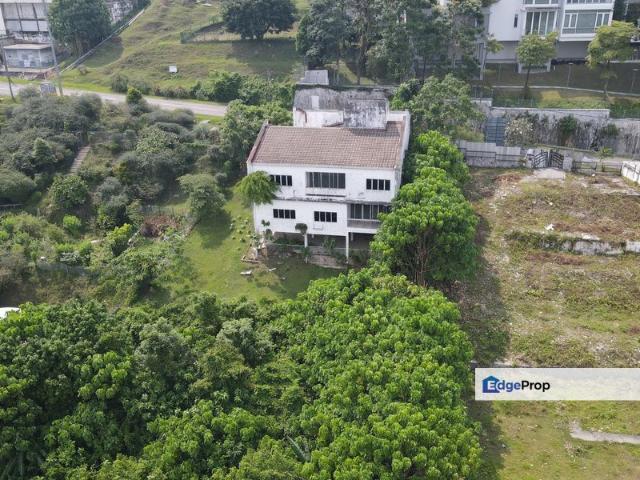 House for sale in Pantai