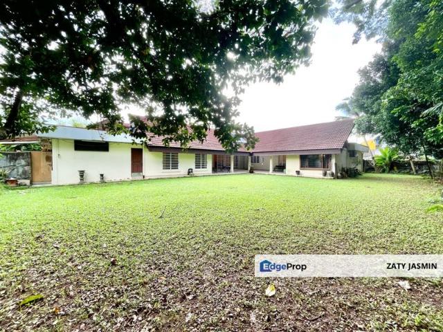 House for sale in Country Heights Damansara, Kuala Lumpur