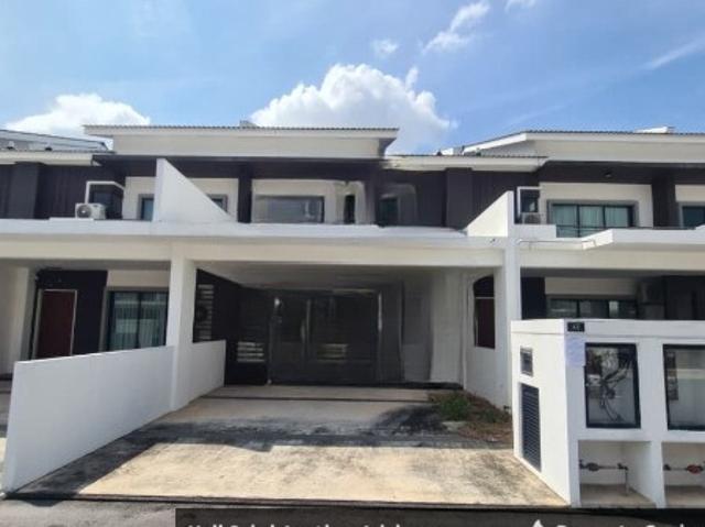Terraced House for rent in Wellesley, Penang
