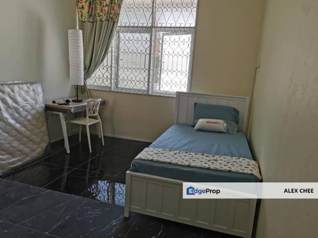 House for rent in Mukim 13, Georgetown