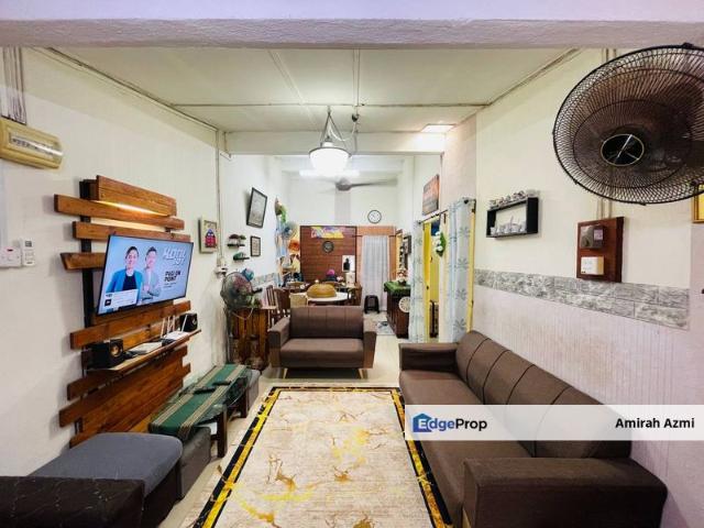 House for sale in Country Heights Damansara, Kuala Lumpur