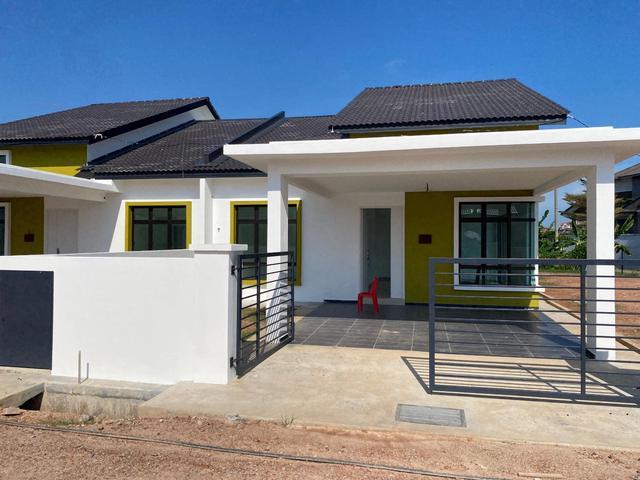 Residential House for sale in Malaka