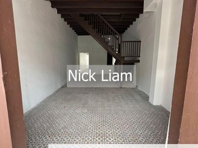 Shop for rent in Georgetown, Penang